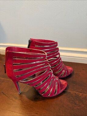 Women's Strappy Cutout High Heel Sandal - Pink
